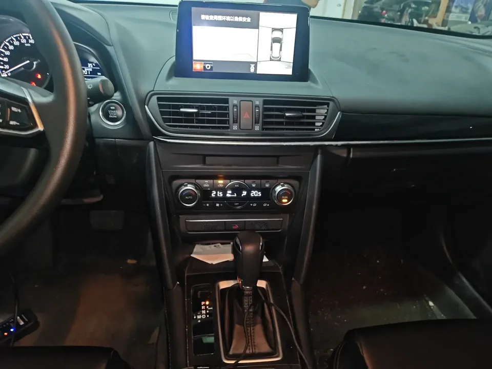 Mazda CX-4 Mazda CX-4 2021 2.0L 2WD Blue Sky Explorer Edition 2022 — thumbnail 5