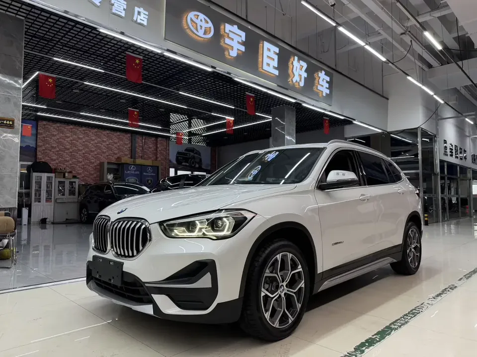 BMW X1 BMW X1 2022 sDrive20Li Fashion 2022 — photo 1, buy with delivery to Moscow