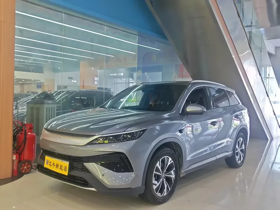 BYD Song Pro DM Song Pro DM 2025 Second generation intelligent driving version DM-i 75KM leading model 2025 — photo 1, buy with delivery to Moscow
