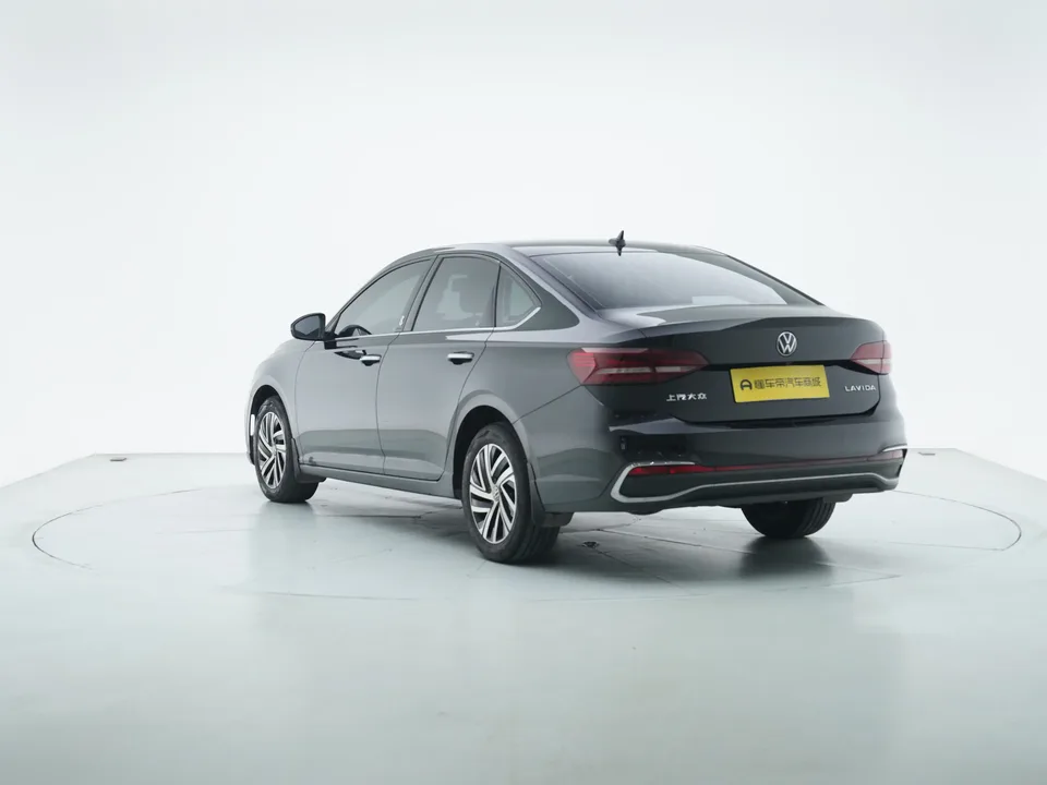 Volkswagen Lavida Lavida 2023 1.5L Automatic 5 Million Edition 2022 — thumbnail 2