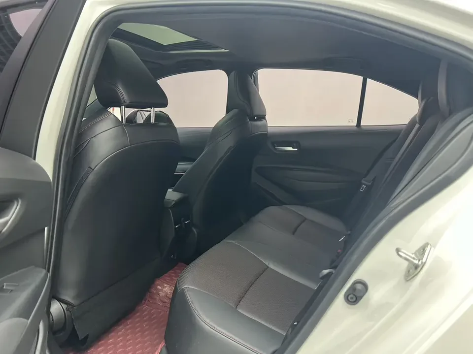Toyota Levin Lei Ling 2022 185T CVT Sports Edition 2022 — thumbnail 5