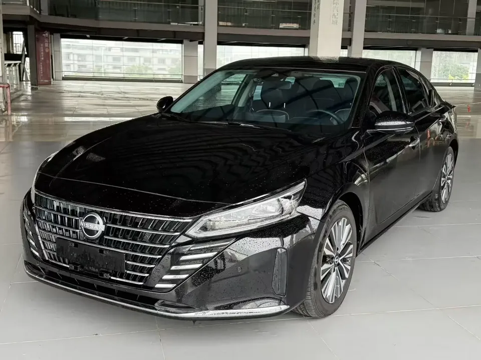 Nissan Altima Sound of nature 2022 2.0L XL-TLS Enjoy Edition 2023 — photo 1, buy with delivery to Moscow
