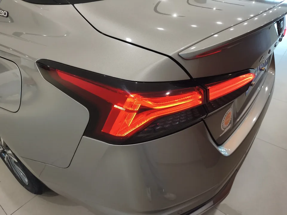 Nissan Altima Sound of nature 2022 2.0L XL-Upr Premium Edition 2022 — thumbnail 4