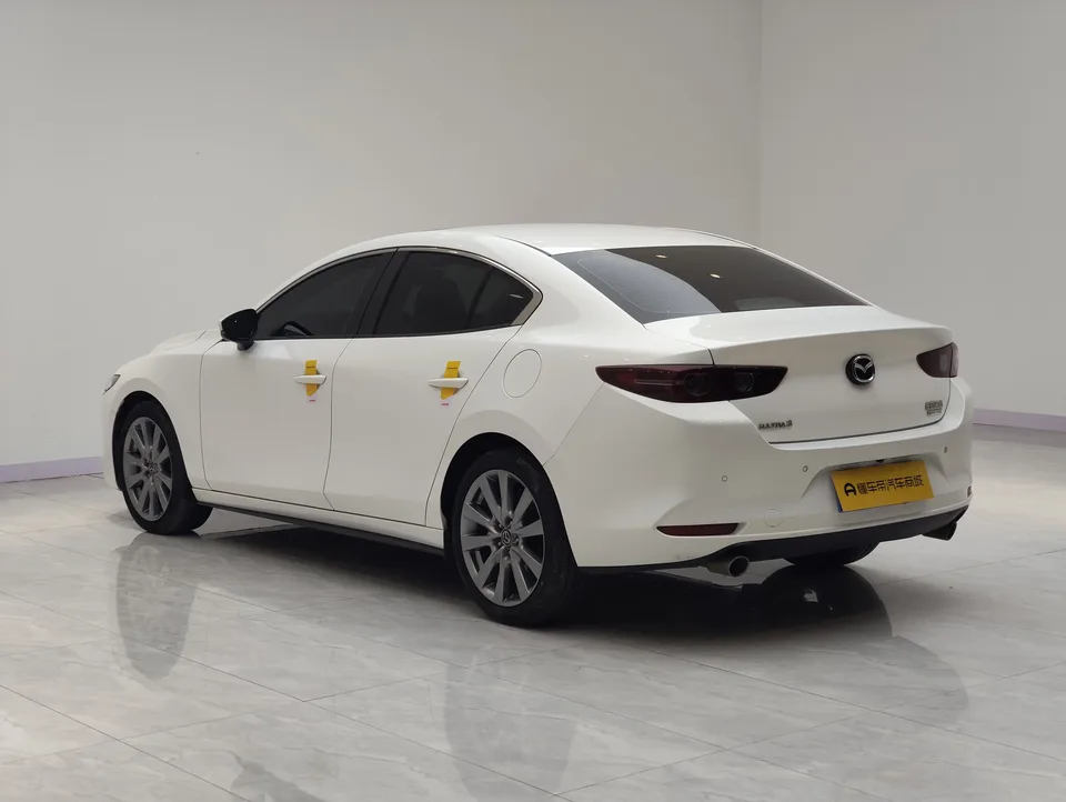 Mazda Axela Mazda3 Angkesela 2023 2.0L Automatic Quality Edition 2024 — thumbnail 2