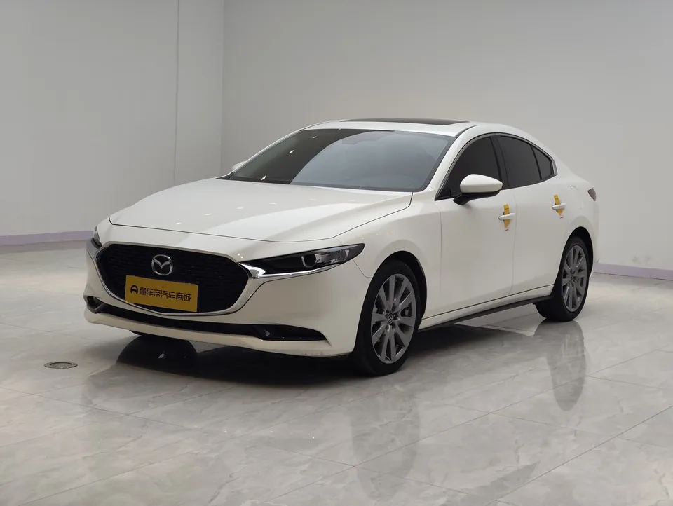 Mazda Axela Mazda3 Angkesela 2023 2.0L Automatic Quality Edition 2024 — photo 1, buy with delivery to Moscow