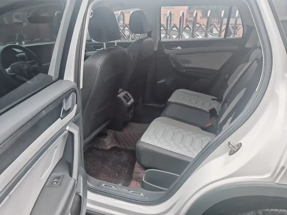 Volkswagen Tayron Tanyue 2023 280TSI 2WD Luxury Plus Advanced Edition 2022 — thumbnail 4