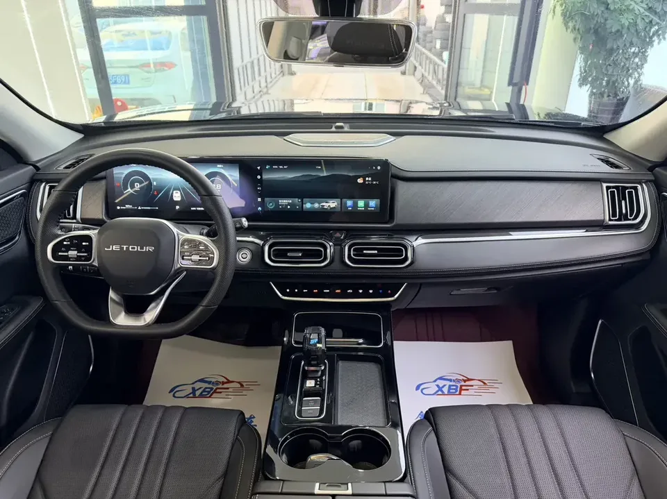Jetour Jietu X70 PLUS Jietu X70 PLUS 2025 1.5T 6DCT Elite 5-seater 2024 — thumbnail 5