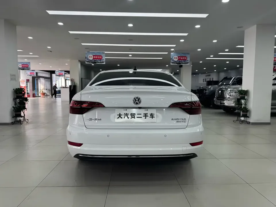 Volkswagen Sagitar Sagitar 2021 280TSI DSG Beyond Edition 2022 — thumbnail 4