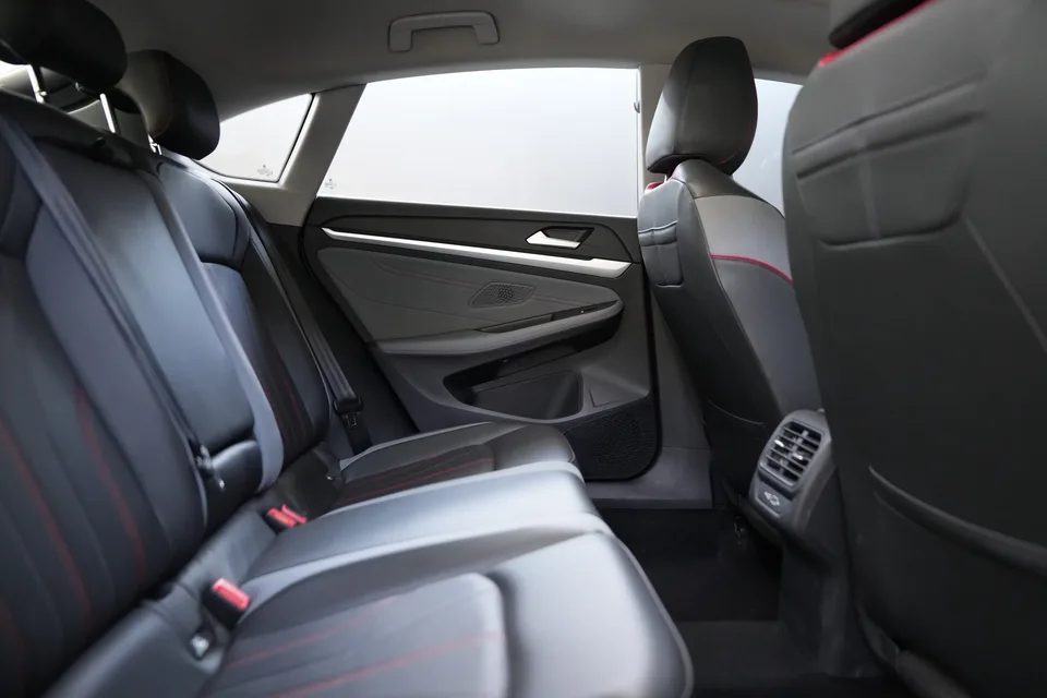 Volkswagen Lamando Lingdu 2022 Lingdu L 280TSI DSG Hot Edition 2022 — thumbnail 3
