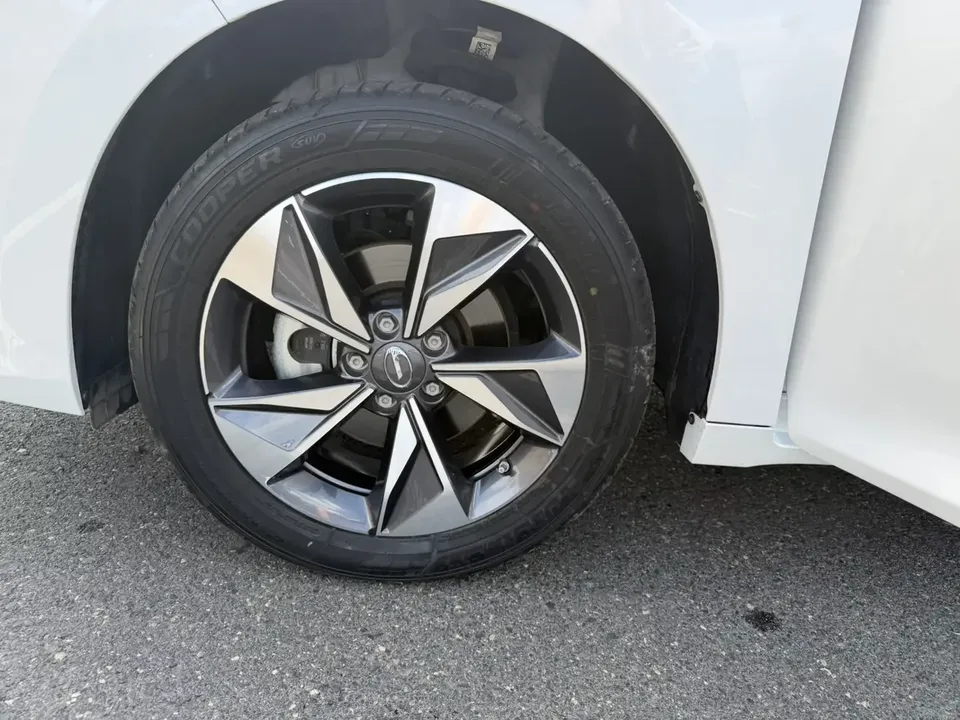 GAC Trumpchi M6 Trumpchi M6 2021 Pro 270T AT Premium Edition 2022 — миниатюра 4