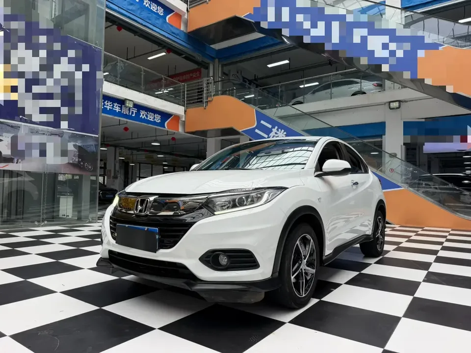 Honda VEZEL Binzhi 2020 1.5L CVT Pioneer Edition 2022 — photo 1, buy with delivery to Moscow