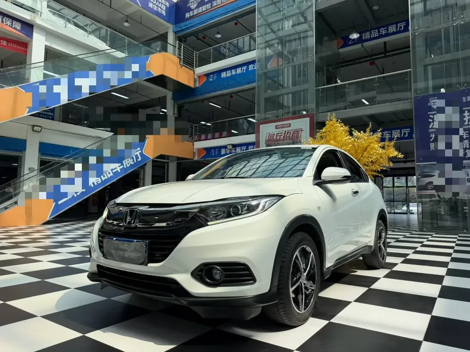 Honda VEZEL Binzhi 2020 1.5L CVT Pioneer Edition 2022 — photo 1, buy with delivery to Moscow