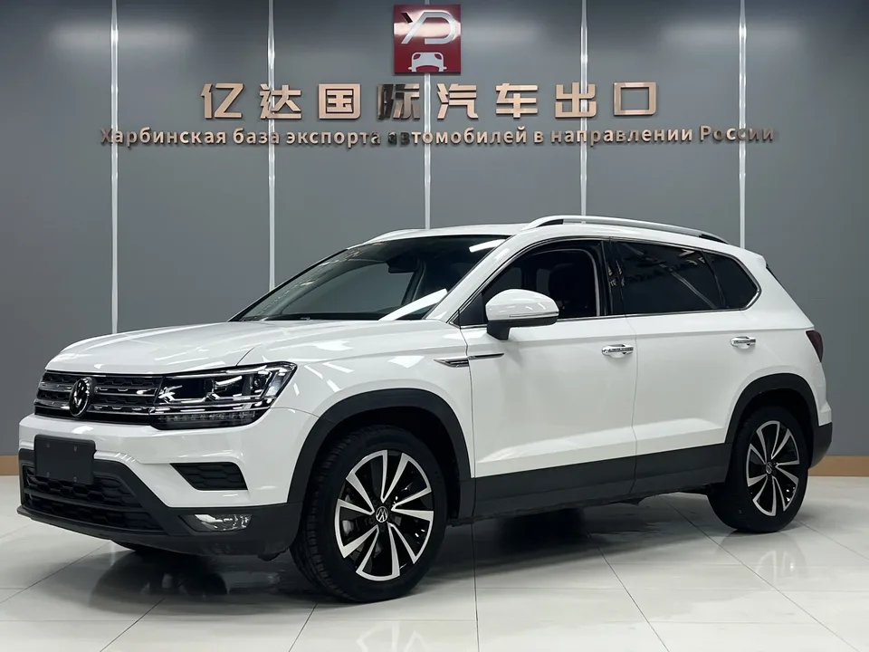 Volkswagen Tharu tuyue 2022 280TSI 2WD Deluxe Edition 2022 — photo 1, buy with delivery to Moscow