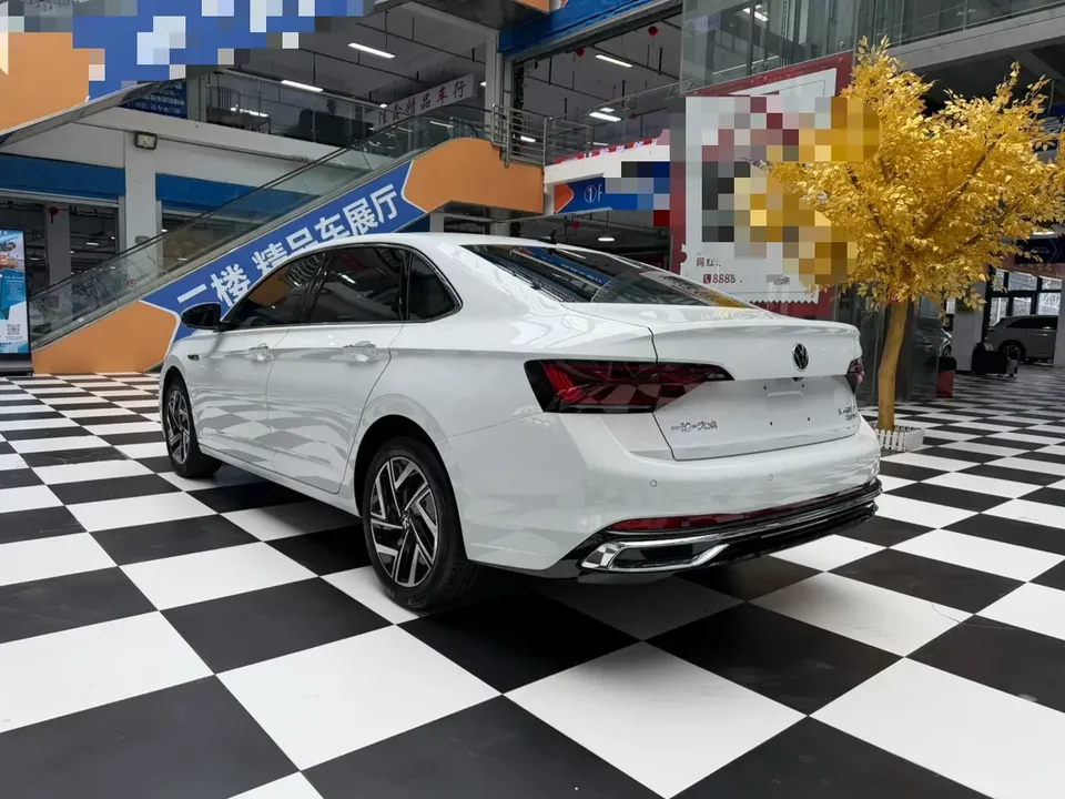 Volkswagen Sagitar Sagitar 2023 280TSI DSG Beyond Edition 2022 — thumbnail 2