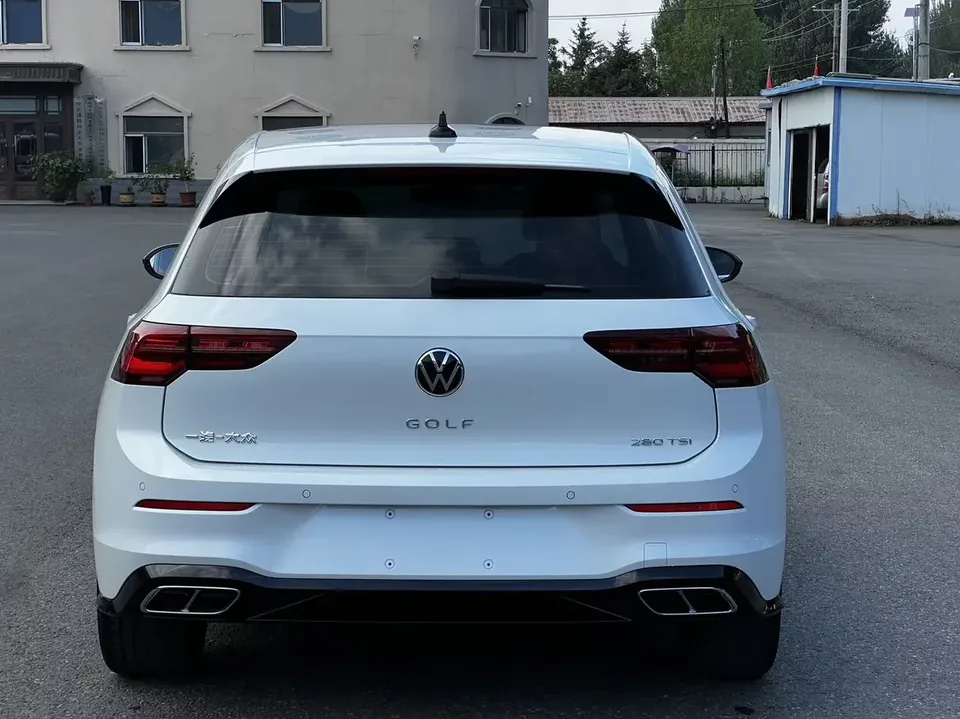 Volkswagen Golf golf 2021 280TSI DSG R-Line 2022 — thumbnail 2