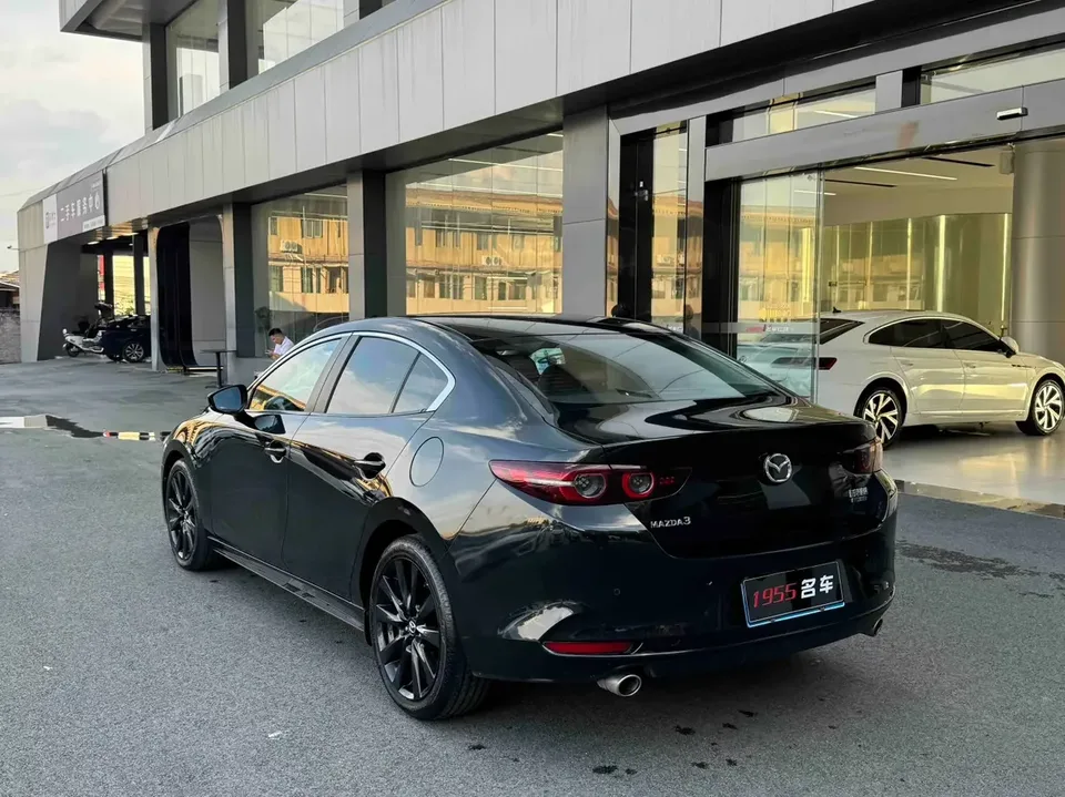 Mazda Axela Mazda3 Angkesela 2021 2.0L Automatic Quality Edition 2023 — thumbnail 4