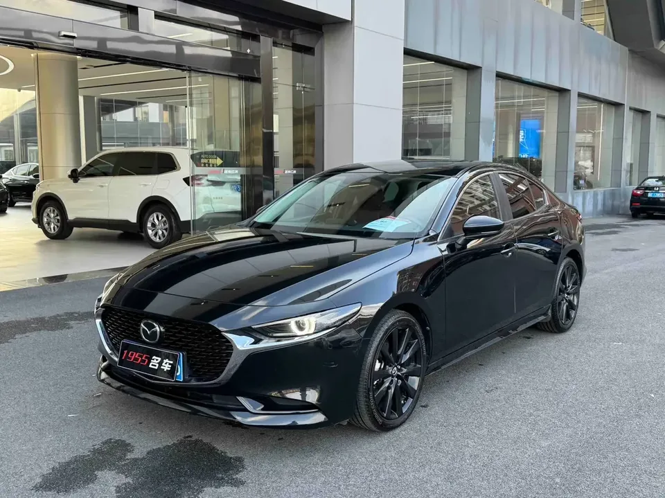 Mazda Axela Mazda3 Angkesela 2021 2.0L Automatic Quality Edition 2023 — photo 1, buy with delivery to Moscow