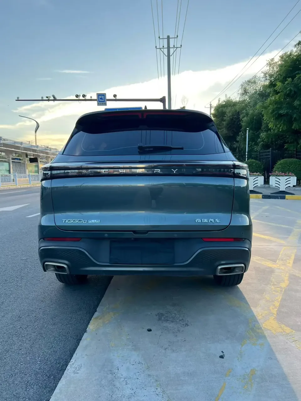 Chery Tiggo 8 PLUS Tiggo 8 PLUS 2025 Kunpeng 290TGDI DCT Deluxe Edition 2025 — thumbnail 2