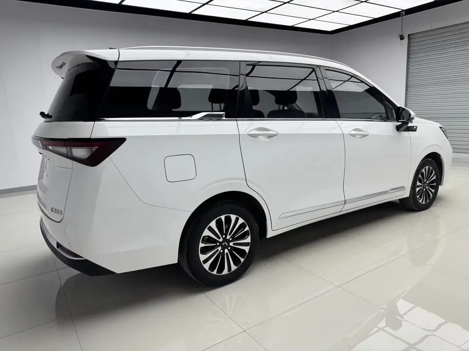 Wuling Jiachen Wuling Jiachen 2022 1.5T CVT Premium Flagship Model 2022 — thumbnail 2