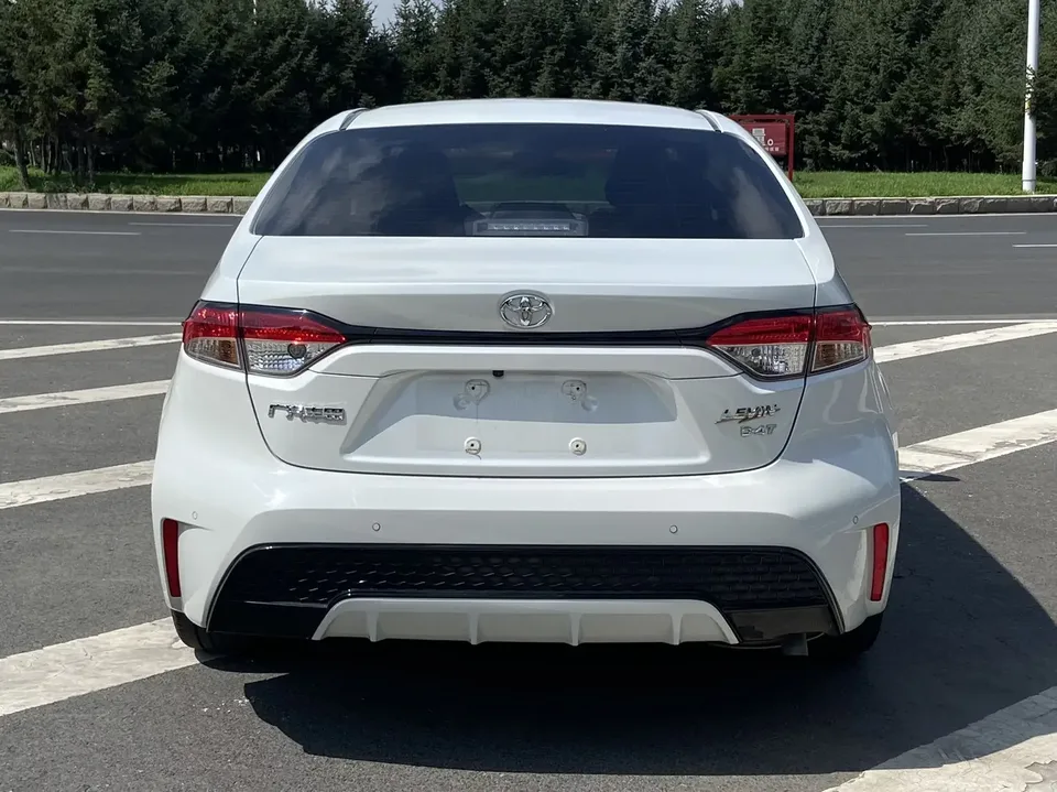 Toyota Levin Lei Ling 2022 185T CVT Sports Edition 2022 — thumbnail 2