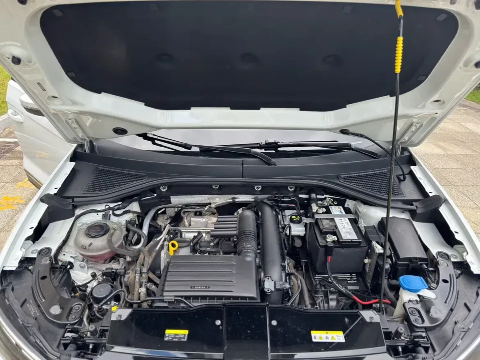 Volkswagen T-Roc TANG 2022 280TSI DSG 2WD Elite PLUS 2023 — thumbnail 3