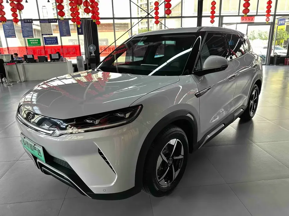 BYD Yuan Up Yuan UP 2024 401KM Leading Type 2025 — photo 1, buy with delivery to Moscow