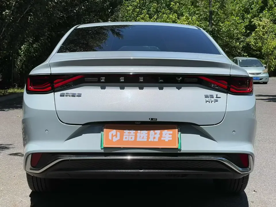 Geely Emgrand L HiP Emgrand L HiP 2024 1.5TD-DHT Pro Champion Edition 100KM Excellence 2024 — thumbnail 2