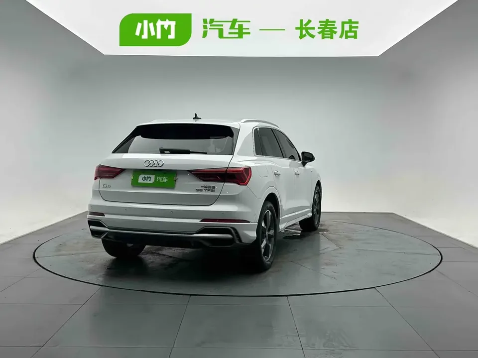 Audi Q3 Audi Q3 2022 35 TFSI Stylish Dynamic 2022 — thumbnail 2