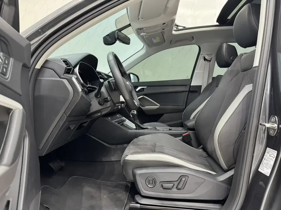 Audi Q3 Audi Q3 2022 35 TFSI Stylish Dynamic 2022 — thumbnail 4