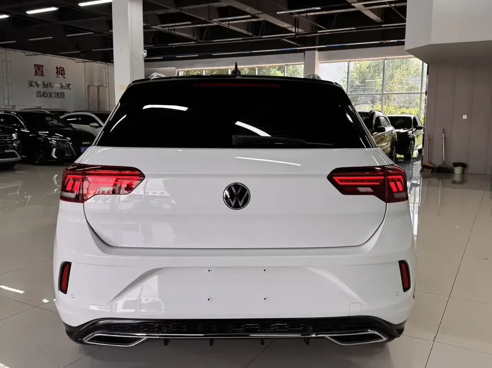 Volkswagen T-Roc TANG 2022 280TSI DSG 2WD R-Line Pro PLUS 2022 — thumbnail 2
