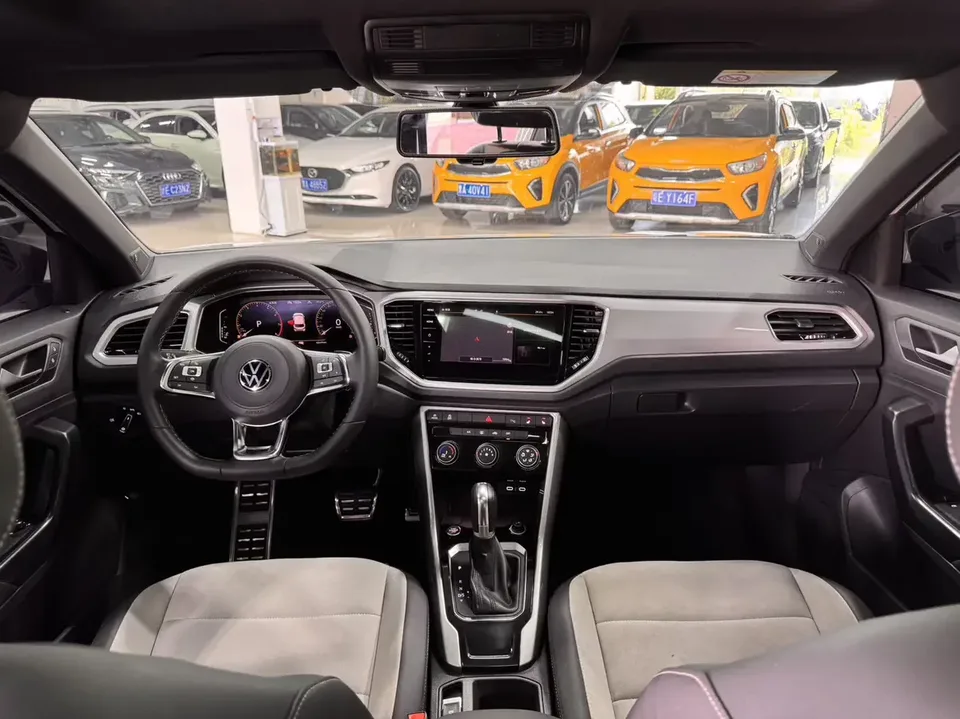Volkswagen T-Roc TANG 2022 280TSI DSG 2WD R-Line Pro PLUS 2022 — thumbnail 4