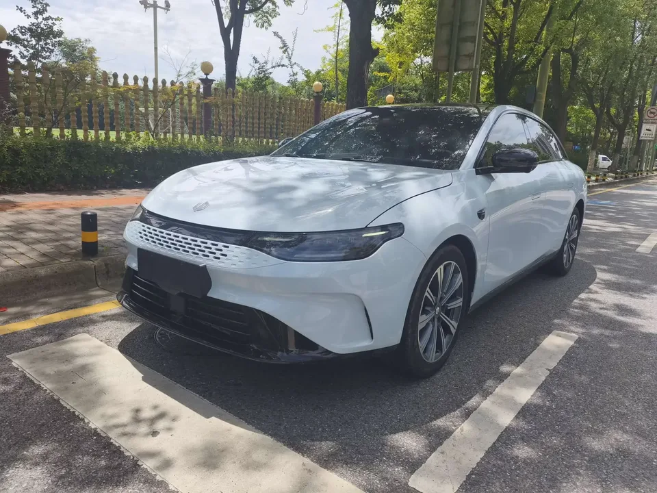 Leapmotor Zero running C01 Zero running C01 2023 Extended Range 216 Comfort Edition 2023 — photo 1, buy with delivery to Moscow