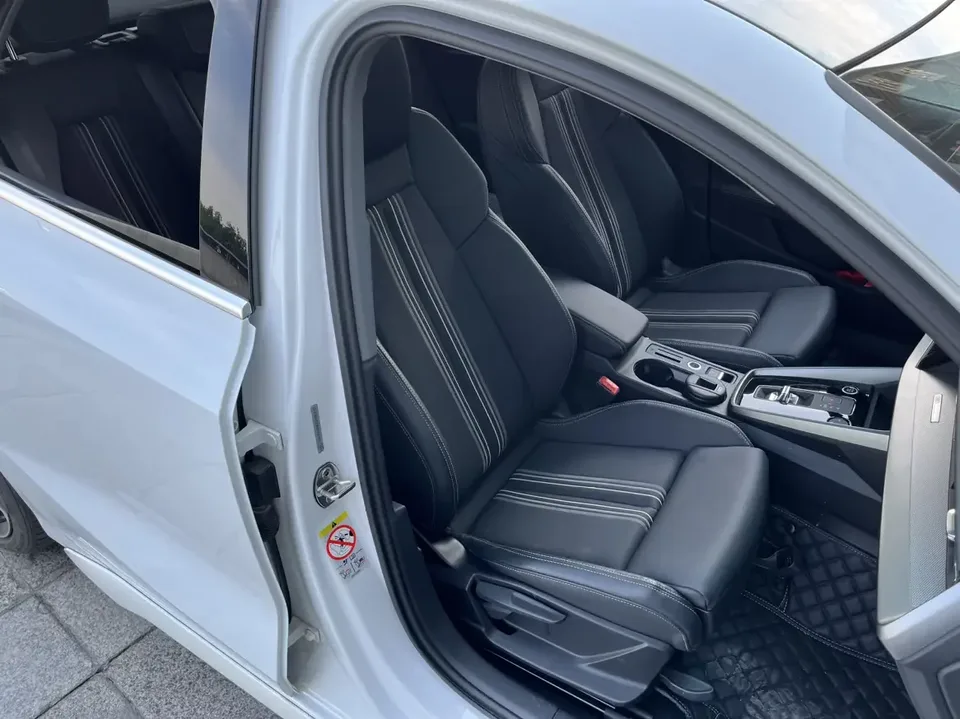 Audi A3 Audi A3 2022 Sportback 35 TFSI Stylish and sporty 2022 — thumbnail 5