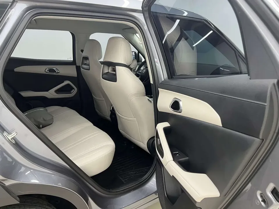 BYD Yuan Up Yuan UP 2025 Smart Driving Edition 401KM Vitality Edition 2025 — thumbnail 5