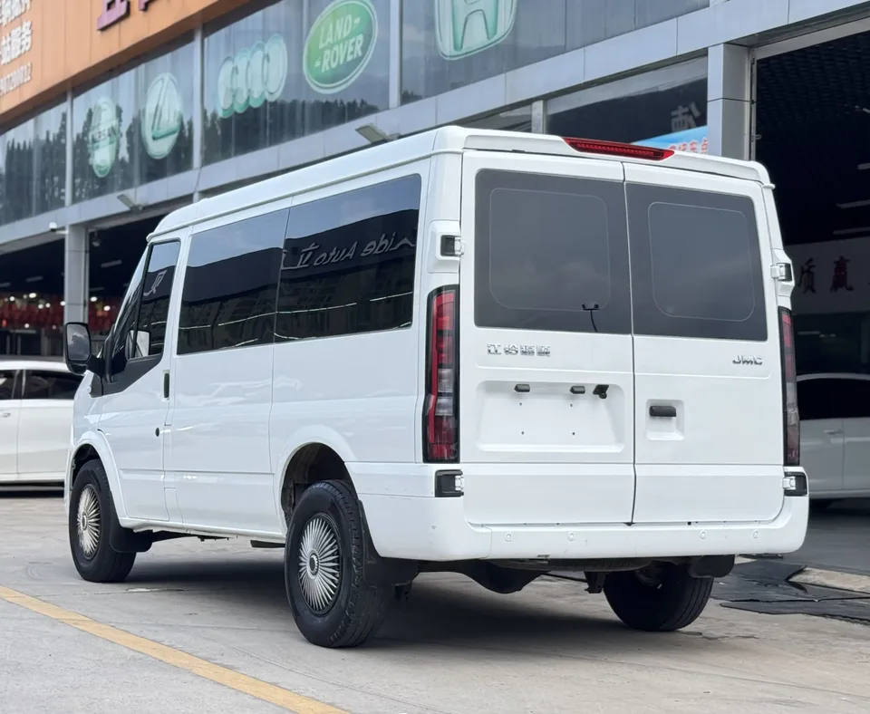 Jiangling Fushun Fushun 2024 2.0T manual diesel short-axle low-top commercial multi-purpose passenger car 5 seats 2025 — thumbnail 4