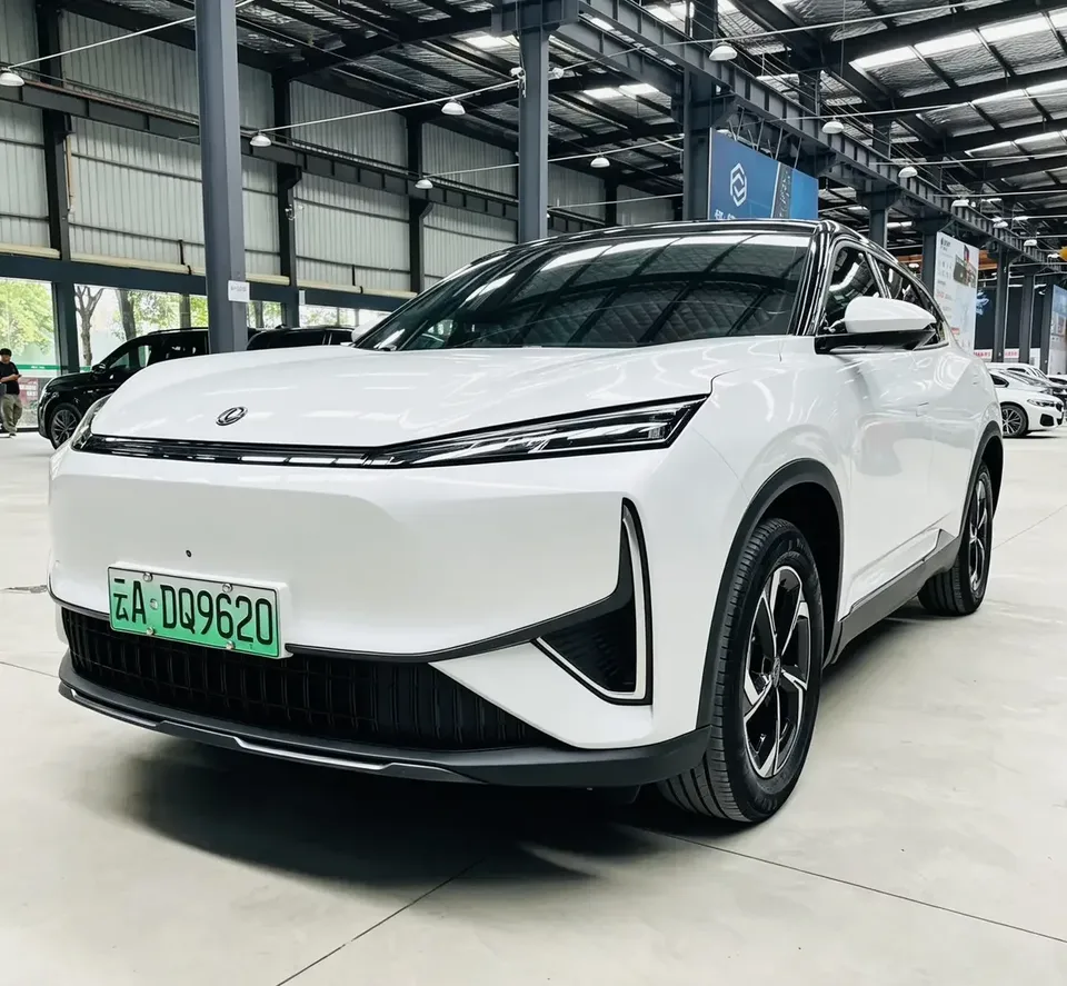 Dongfeng Fengshen L7 EV Fengshen L7 EV 2025 518 Enjoyable Champion Edition 2025 — photo 1, buy with delivery to Moscow