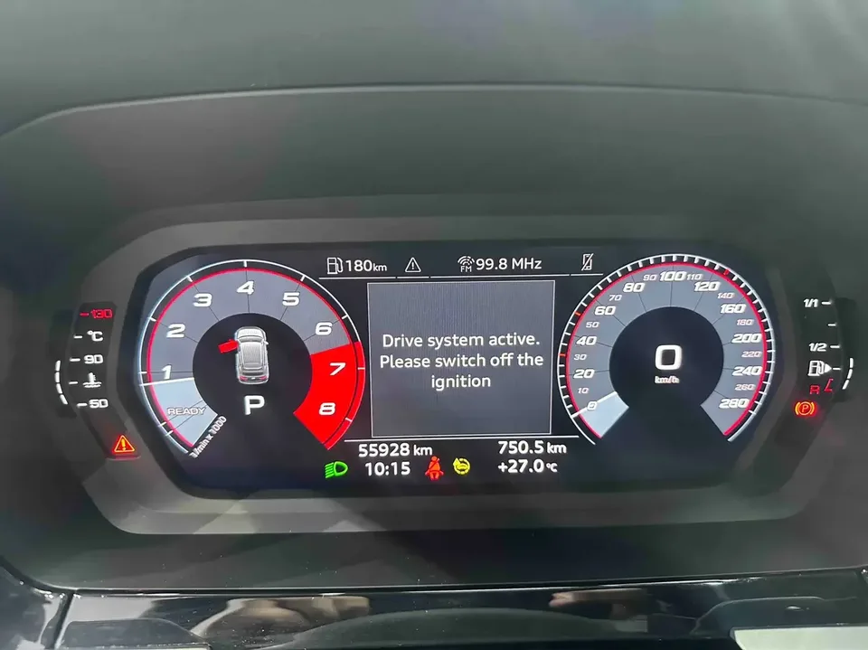 Audi A3 Audi A3 2022 Sportback 35 TFSI Stylish and sporty 2022 — thumbnail 4