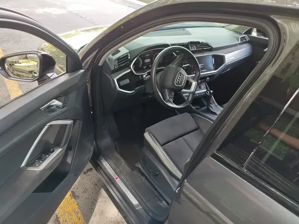 Audi Q3 Audi Q3 2023 35 TFSI Stylish Dynamic 2022 — thumbnail 3