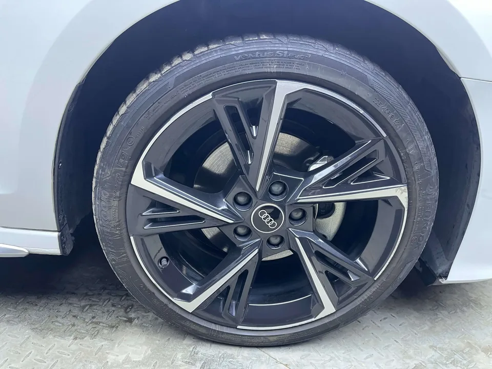 Audi A3 Audi A3 2022 Sportback 35 TFSI Stylish and sporty 2022 — thumbnail 3