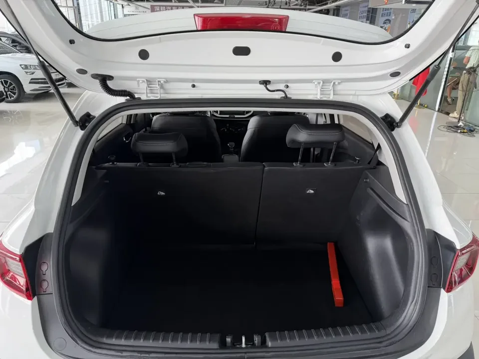 Kia KX1 Yipao 2021 Modified 1.4L CVT Fun Edition 2022 — thumbnail 4