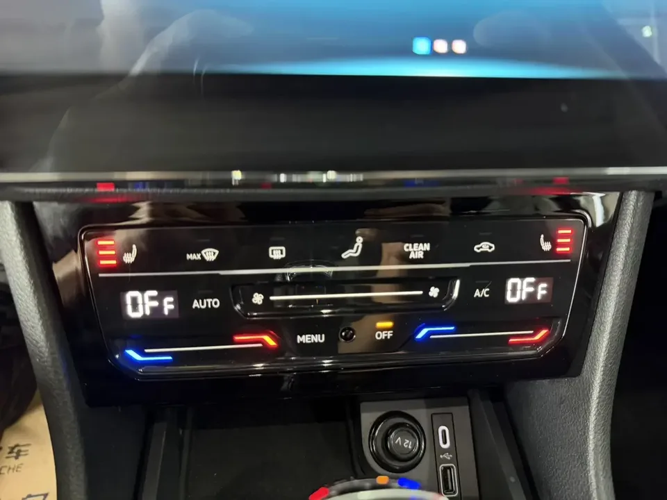 Skoda Superb Speedy 2023 Modified TSI280 DSG Premium Edition 2023 — thumbnail 3