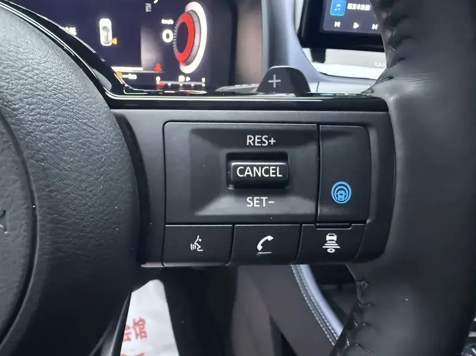 Nissan Qashqai Qashqai 2023 1.3T Ultimate Edition 2023 — thumbnail 3