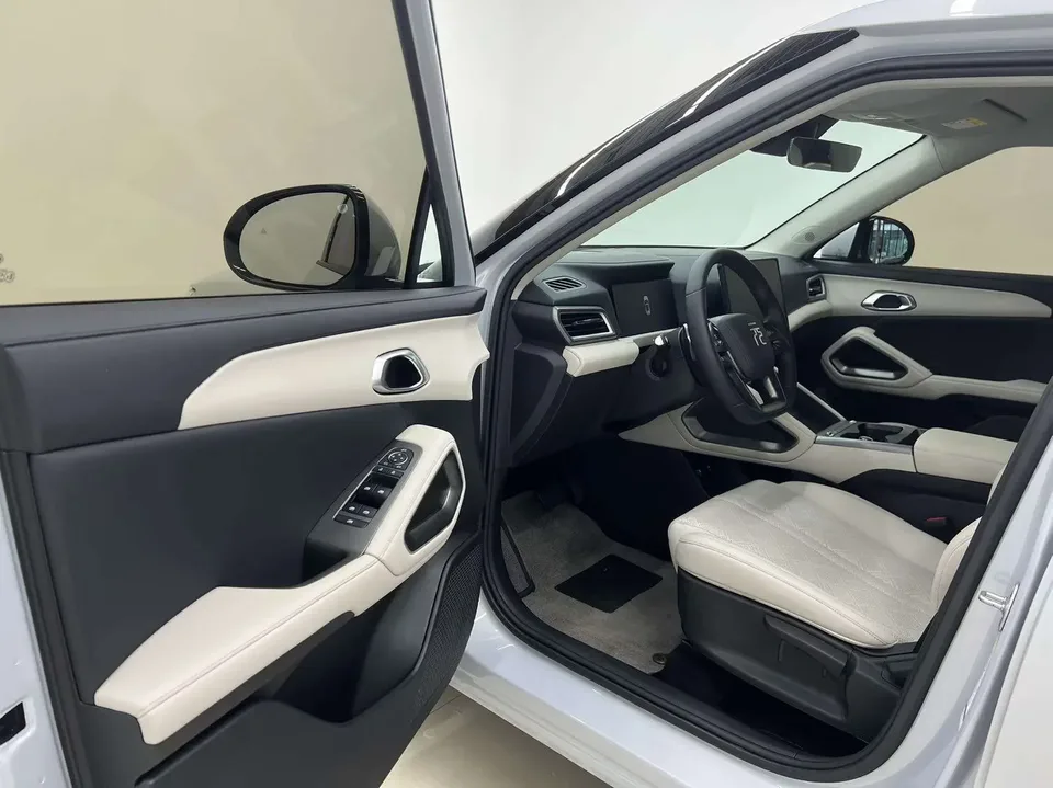 BYD Yuan Up Yuan UP 2025 Smart Driving Edition 401KM Vitality Edition 2025 — thumbnail 5