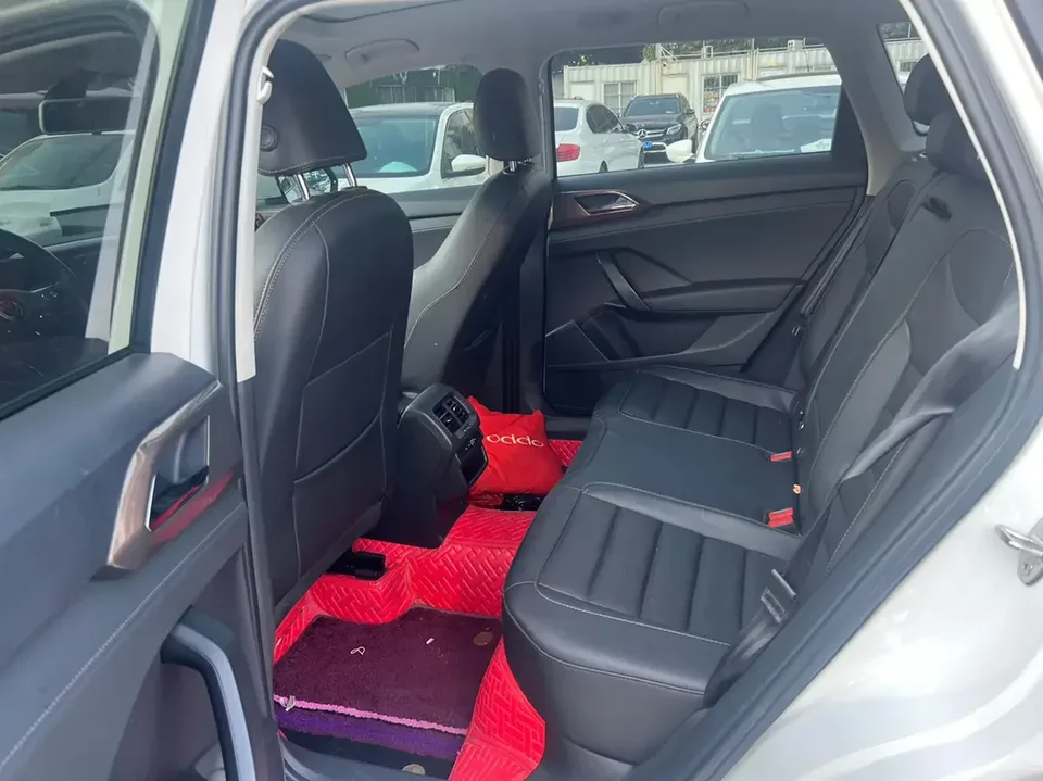 Volkswagen Tharu tuyue 2022 280TSI 2WD Comfort Edition 2022 — миниатюра 3
