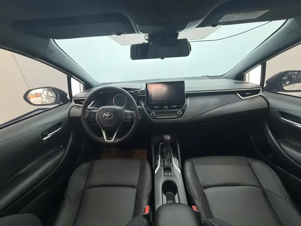 Toyota Levin Lei Ling 2022 185T CVT Deluxe Edition 2022 — thumbnail 3