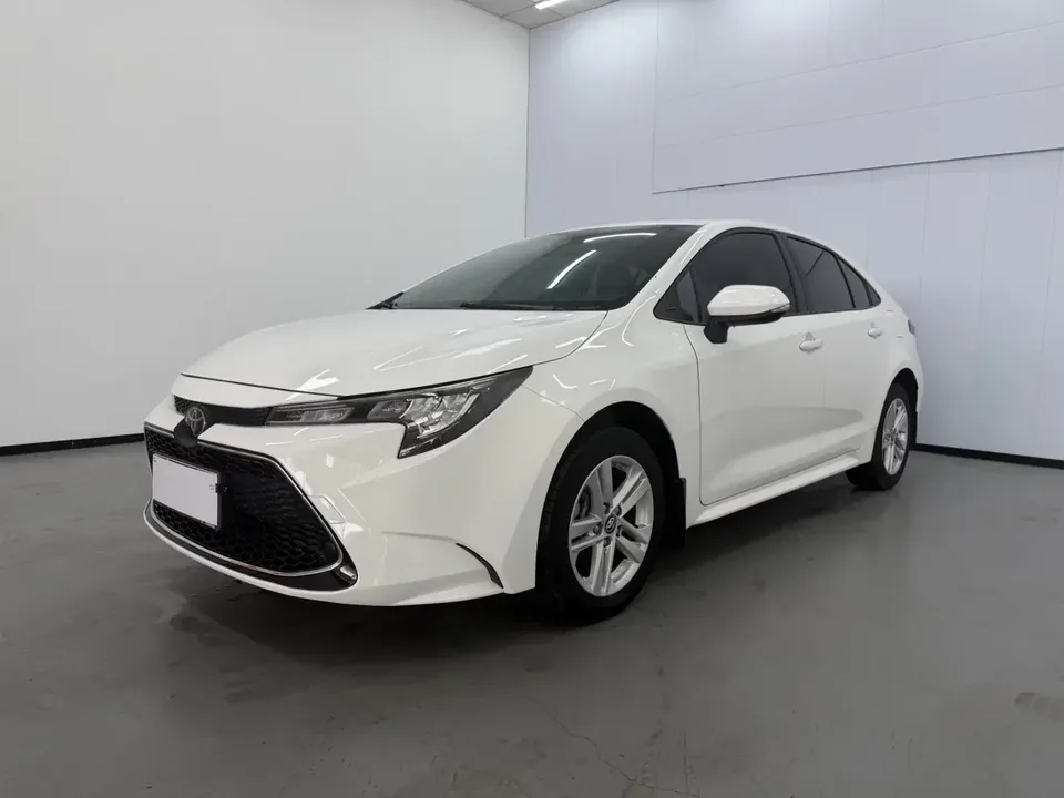 Toyota Levin Lei Ling 2022 185T CVT Deluxe Edition 2022 — photo 1, buy with delivery to Moscow