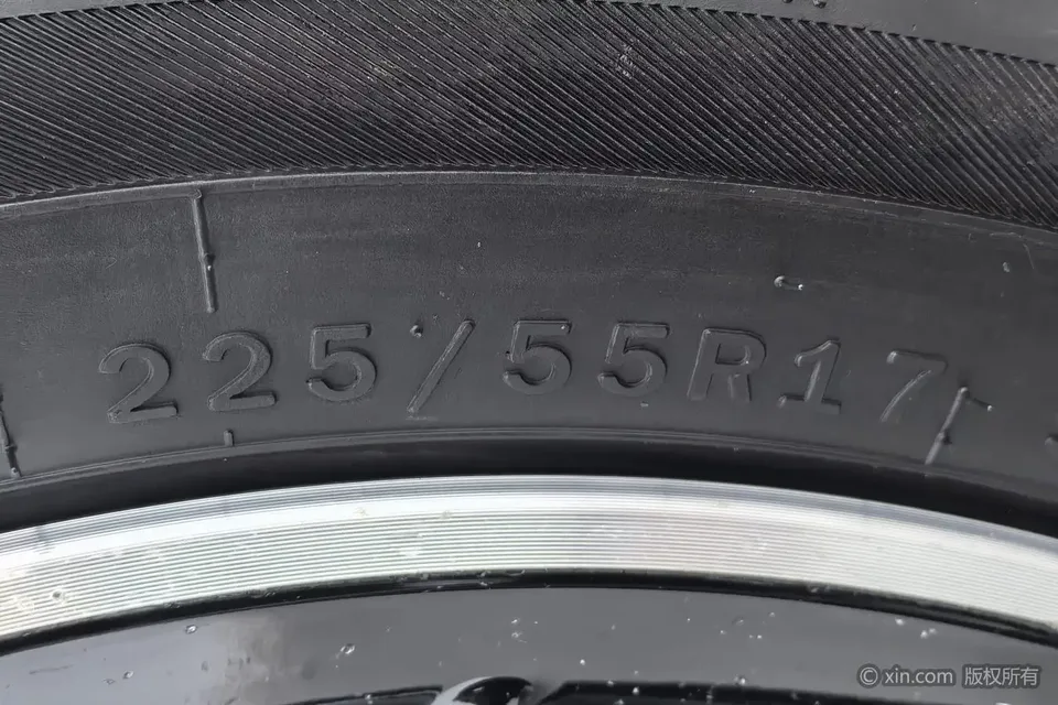 BYD Qin L DM Qin L DM 2024 DM-i 120KM Leading Type 2025 — thumbnail 3