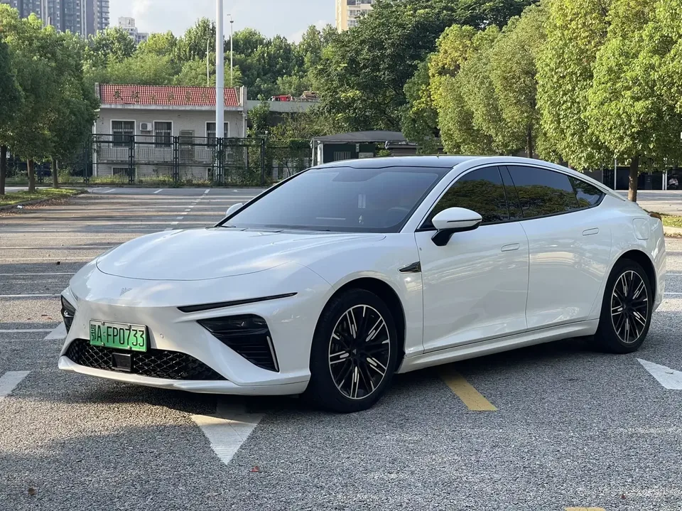 Hozon Neta S Nezha S 2024 Extended range 1060 Lite version 2023 — photo 1, buy with delivery to Moscow
