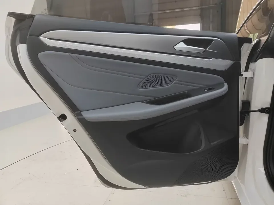 Volkswagen Lamando Lingdu 2022 Lingdu L 280TSI DSG Cool Edition 2022 — thumbnail 4