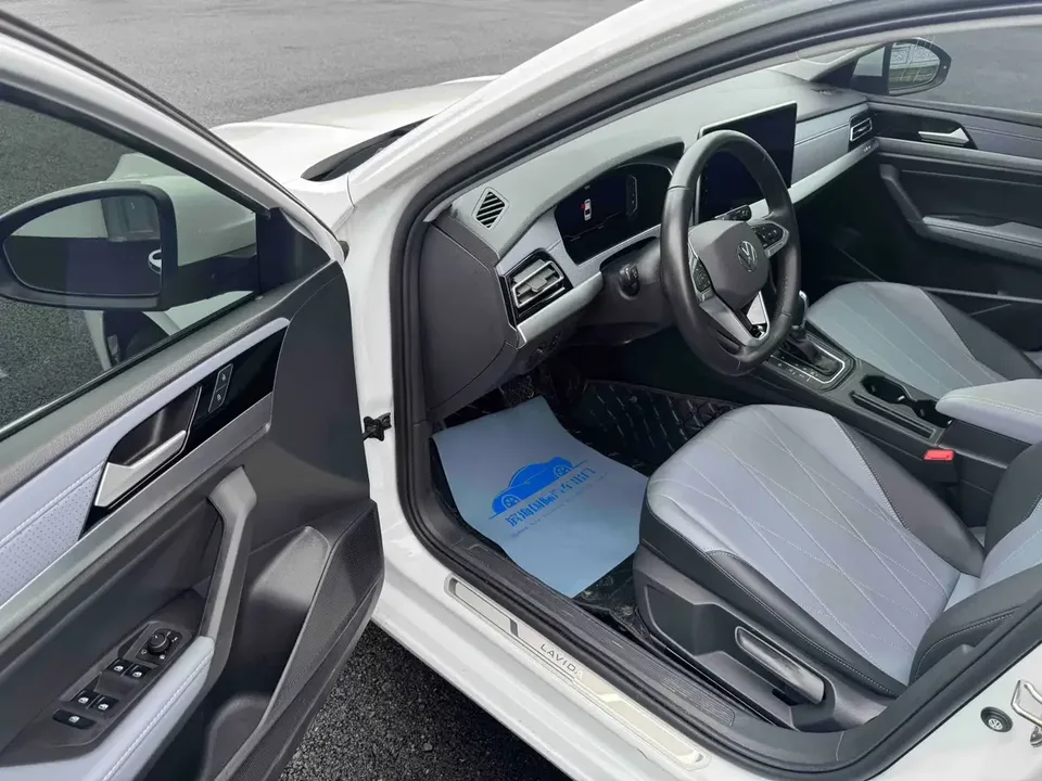 Volkswagen Lavida Lavida 2023 1.5L Automatic 5 Million Edition 2023 — thumbnail 5